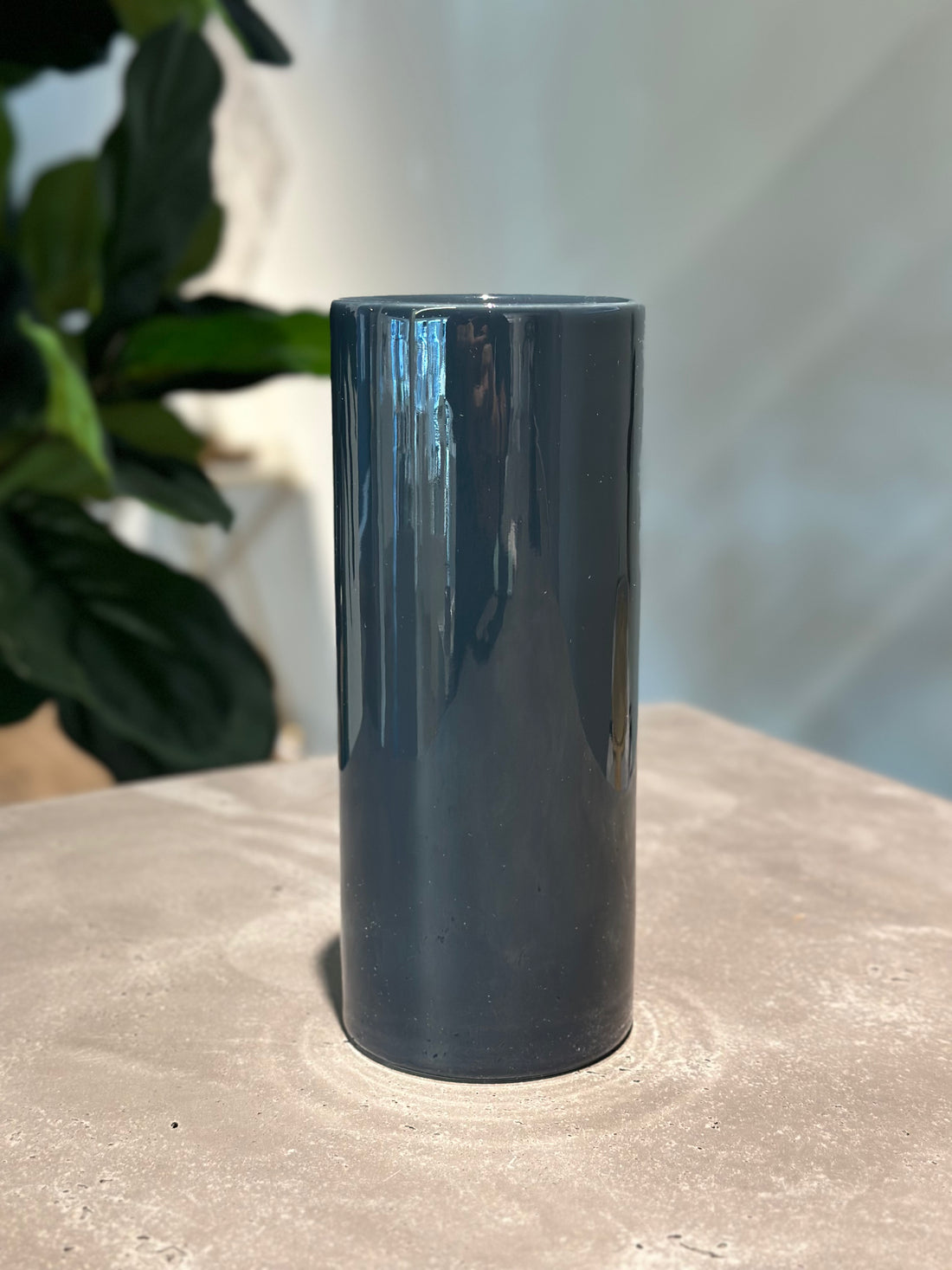 Modern Vase Navy Blue 20 cm