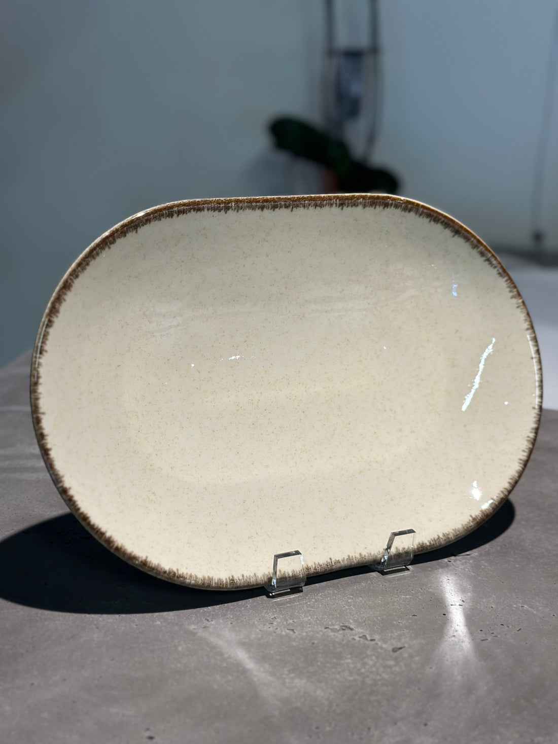 Pearl Color X Oval Plate Cinnamon 32cm