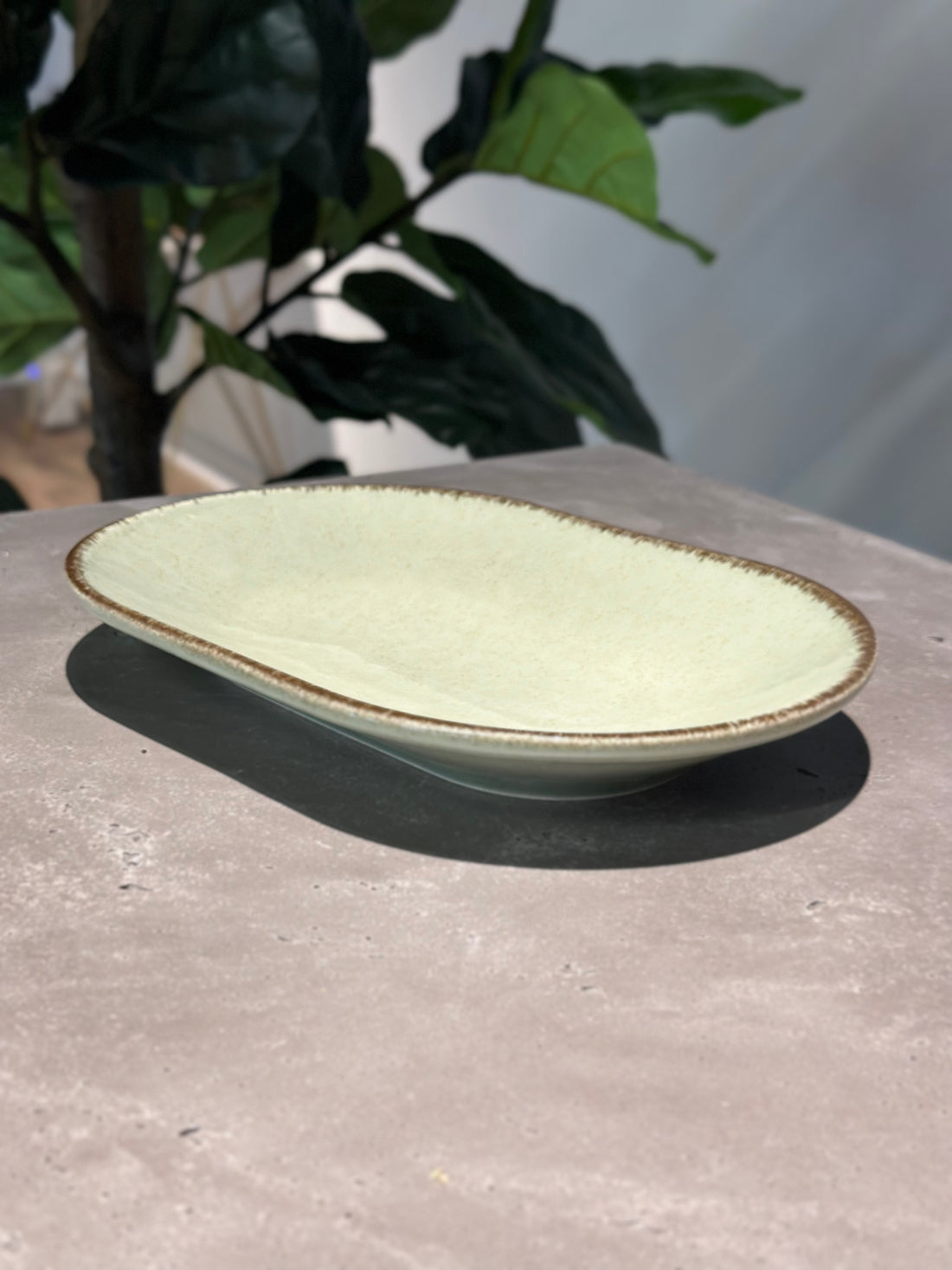 Pearl Color X Oval Plate Green 28cm