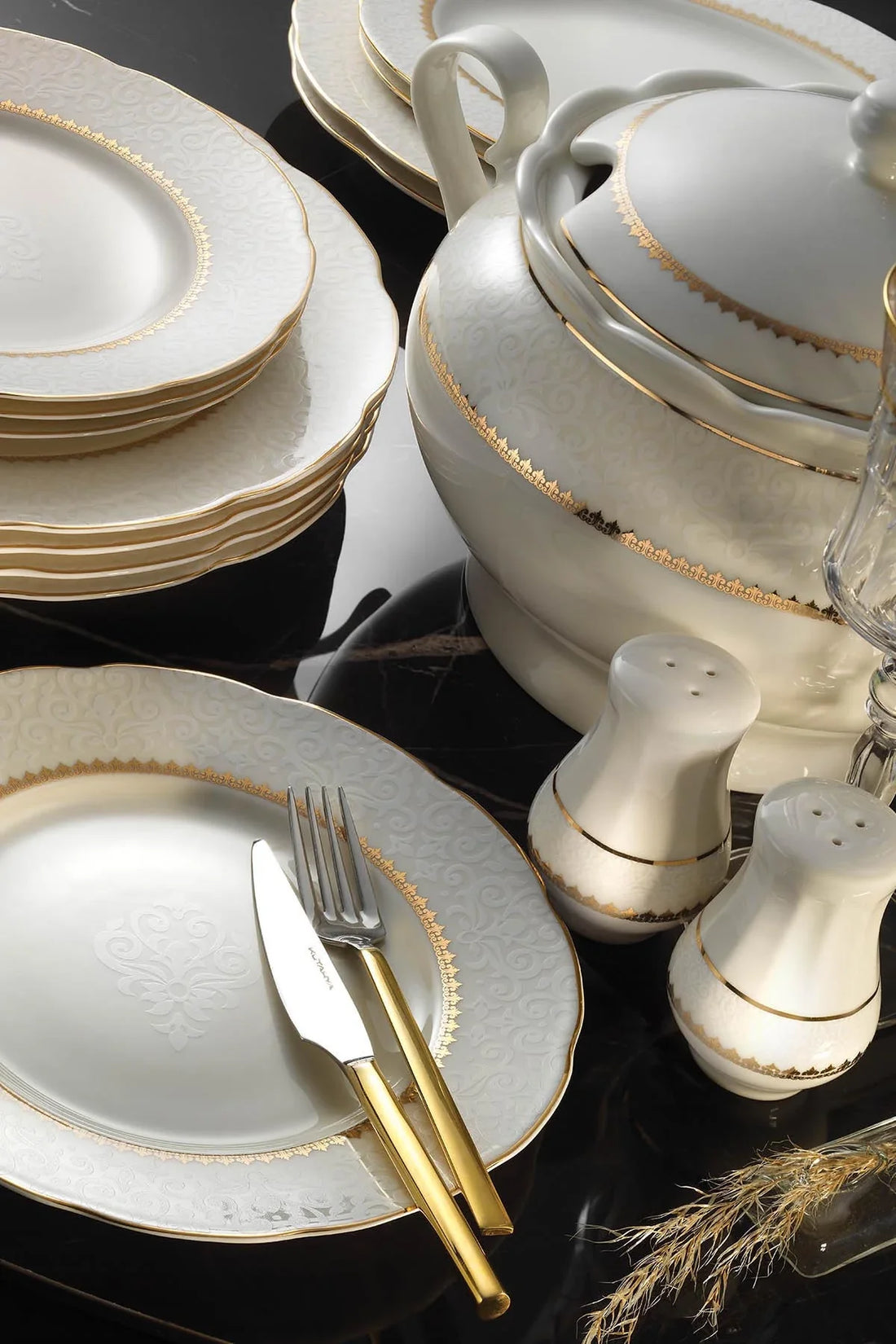 Bonamore Olympos Dinnerware Set 62 Pcs 1138021 Gold