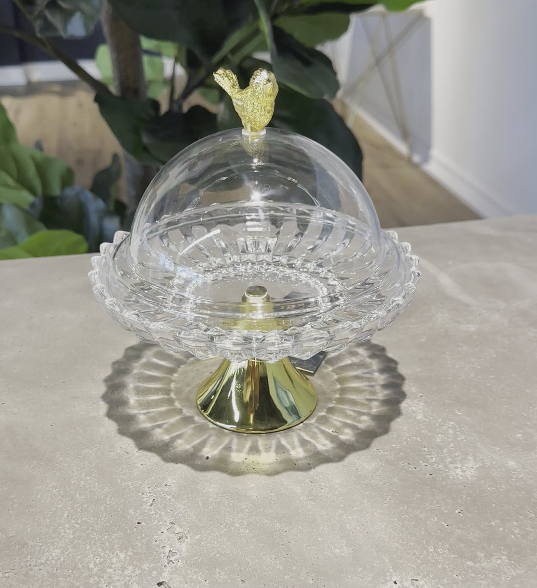 Small Pedestal Dish with Bird-Topped Lid