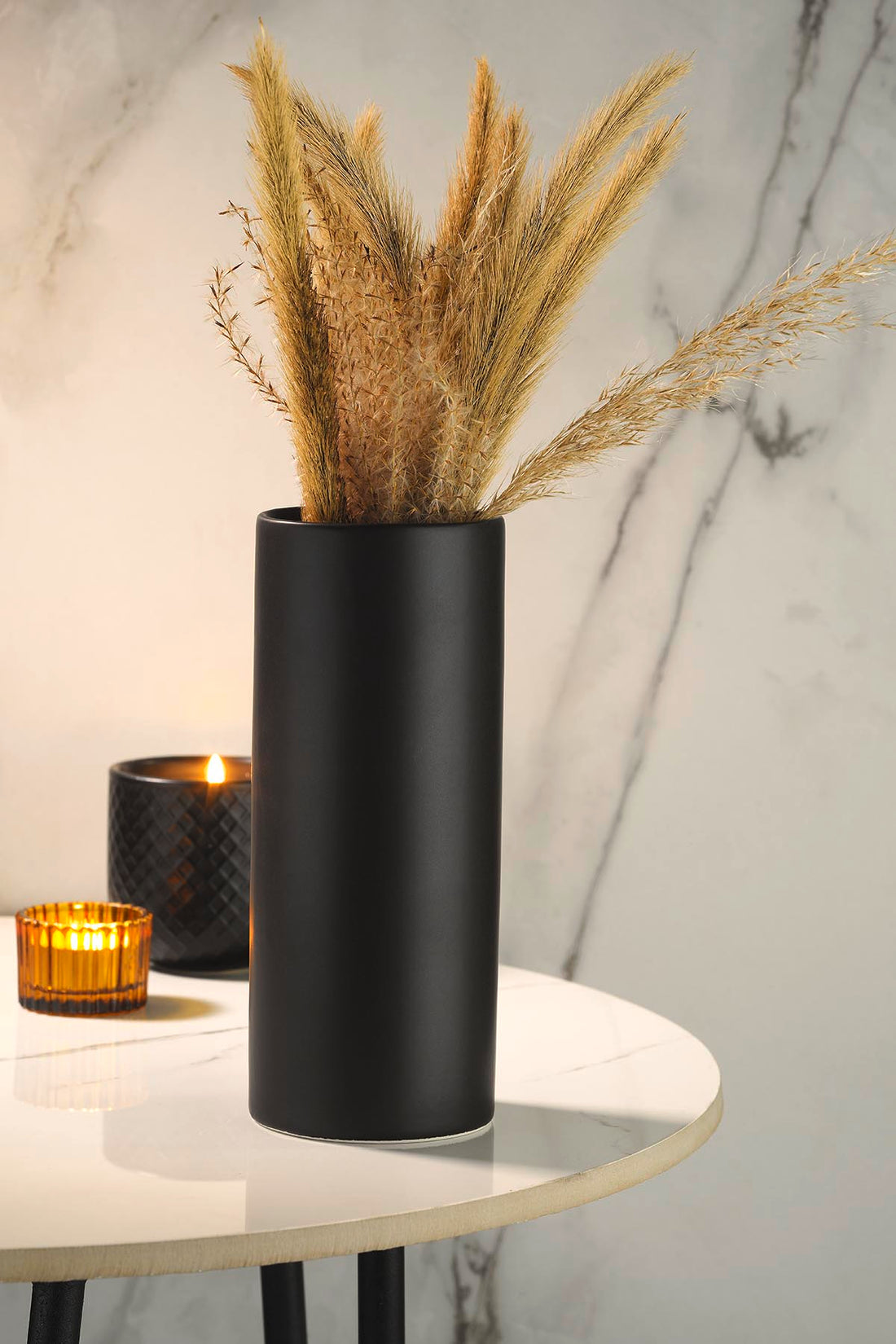 Modern Vase Black Matte 20 cm